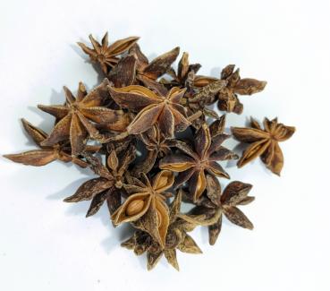 Sternanis ganz