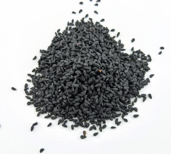 Schwarzkümmel ganz